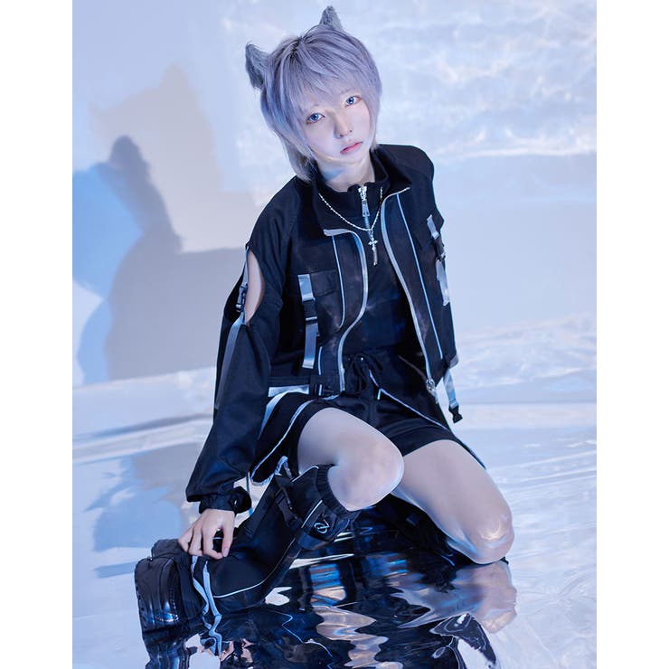 【新品未使用】『ililil/イルイルイル』光るってう・わ・さのベルトジャケット ililil【イルイルイル】光るってう わ さのベルトジャケット[品番