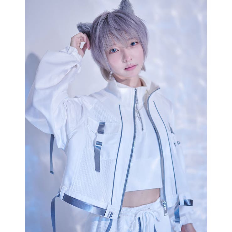 ililil【イルイルイル】光るってう わ さのベルトジャケット[品番