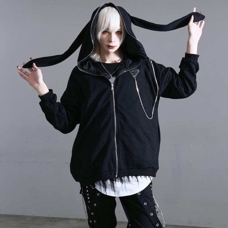 izBlackうさ耳ビッグパーカー 全1色 ブラック[品番：PBIW0002540]｜ililil（イルイルイル ）のレディースファッション通販｜SHOPLIST（ショップリスト）