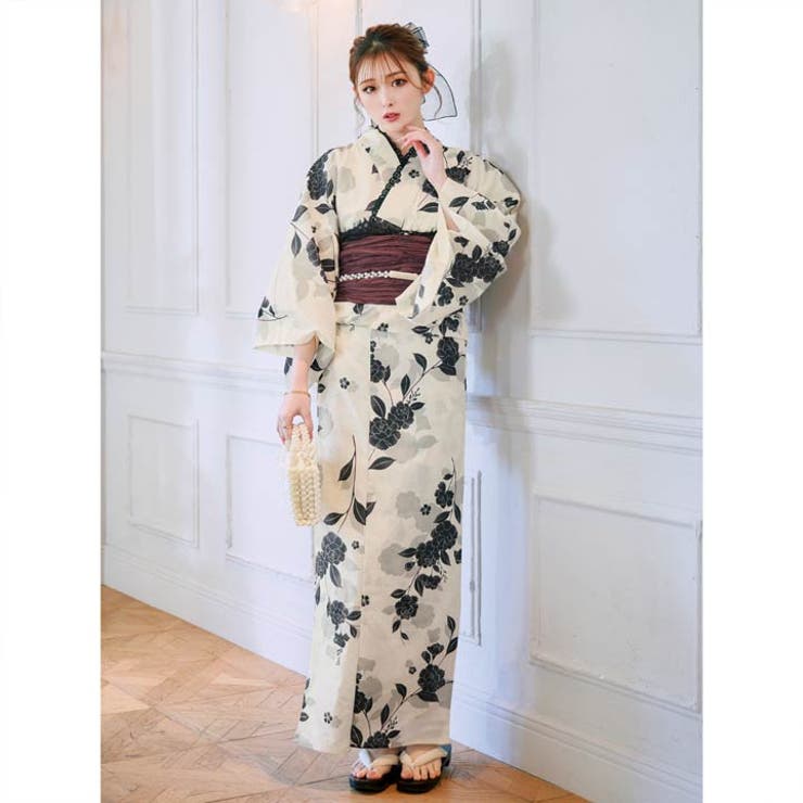 3点SET]モノトーン牡丹柄浴衣【YUKATA by dazzy】[品番