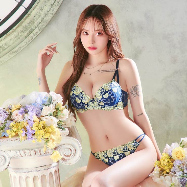 ミスティックビビットブルーム脇高ブラジャー&バック透けTバックショーツ | Dazzy | 詳細画像3 