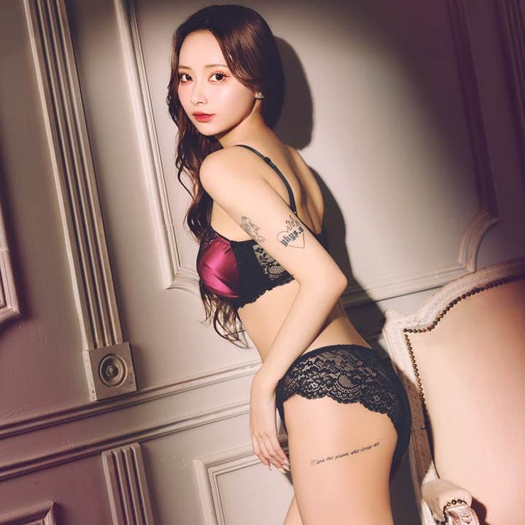 ディープサテンリボンコードブラジャー&バック透けフルバックショーツ | Dazzy | 詳細画像4 