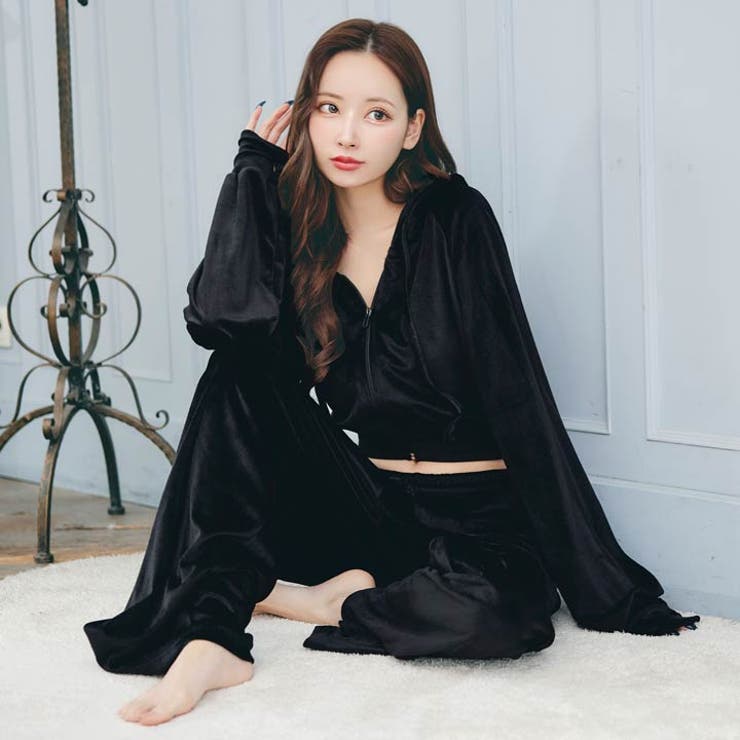 ベロアクロップドパーカー&ロングパンツルームウェア | Dazzy | 詳細画像2 