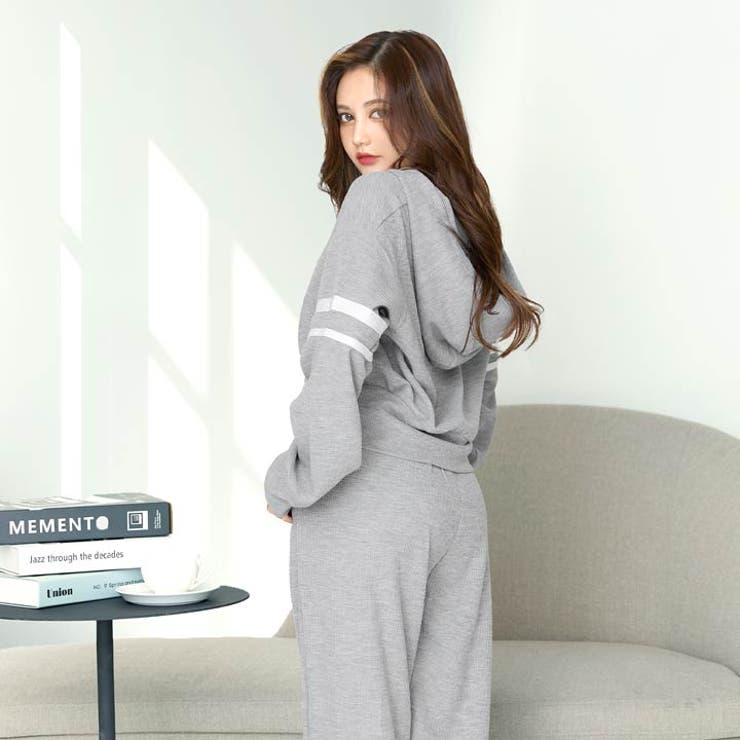 スリーブラインWジップパーカー＆ロングパンツルームウェア | Dazzy | 詳細画像5 