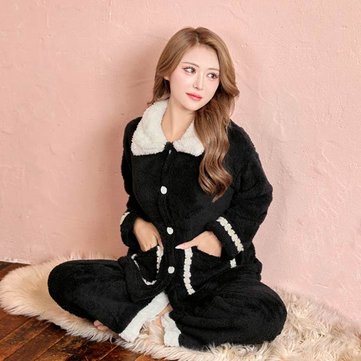 モノトーンもこもこトップス&ロングパンツルームウェア | Dazzy | 詳細画像2 