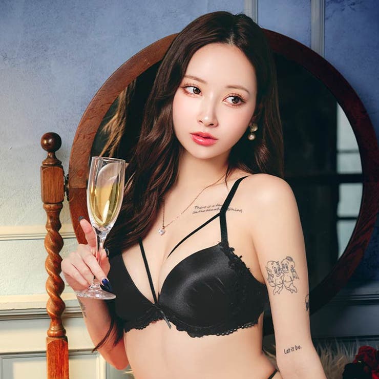 グロウサテンストリングブラジャー&バック透けフルバックショーツ | Dazzy | 詳細画像3 