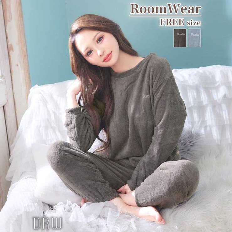 もこもこロゴ刺繍トップス&ロングパンツルームウェア | Dazzy | 詳細画像1 