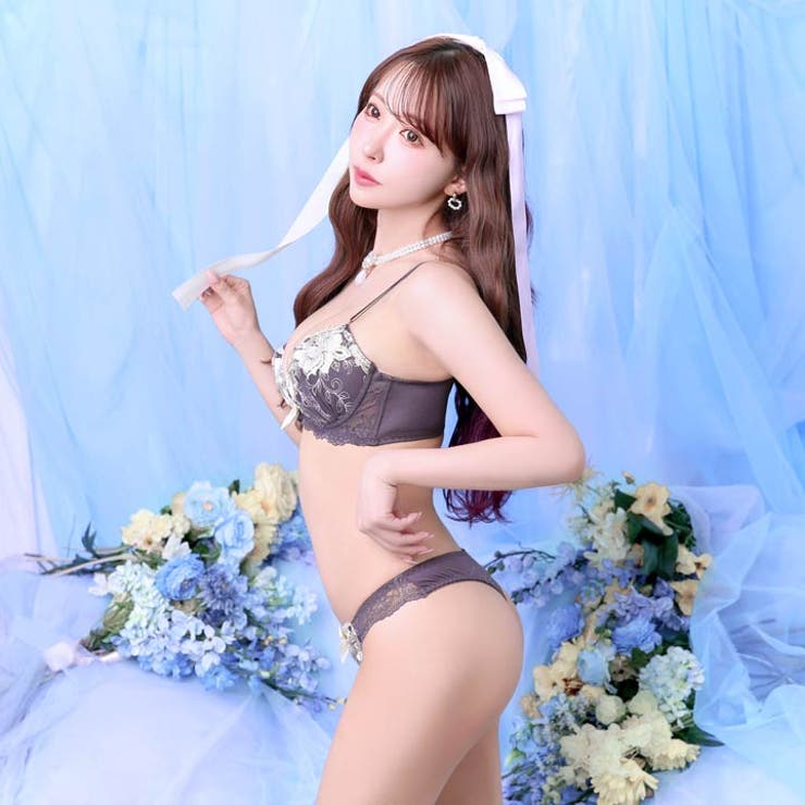 [三上悠亜着用]ロイヤルローズブロッサム脇高ブラジャー&Tバックショーツ | Dazzy | 詳細画像8 