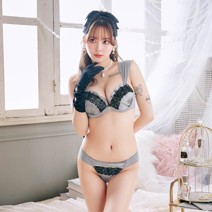 ロイヤルサテンレースブラジャー&Tバックショーツ | Dazzy | 詳細画像2 
