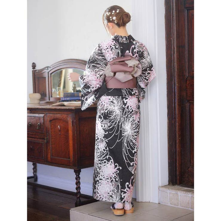【新作入荷!!】  淡紫乱菊柄浴衣[品番：DY000032346]｜Dazzy（デイジー）の 着物・浴衣