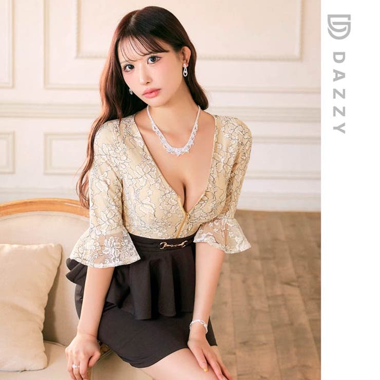 フロントジップフラワーレースペプラム五分袖タイトミニドレス