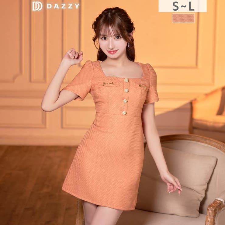 美デコルテ魅せスクエアネックに二の腕隠せる半袖ミニ丈キャバドレス[SML 3サイ… | Dazzy | 詳細画像1 