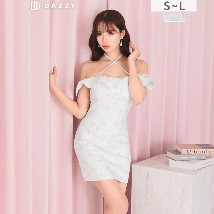 [伊藤桃々着用]美デコルテ魅せができるフロントクロス×煌めくビジューのオフショル… | Dazzy | 詳細画像10 