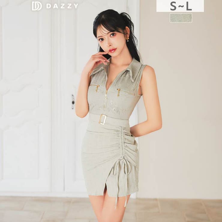 SEXY谷間ジップ×上品な襟付きがクール♪サイドギャザーで細見せするタイトミニ丈… | Dazzy | 詳細画像1 