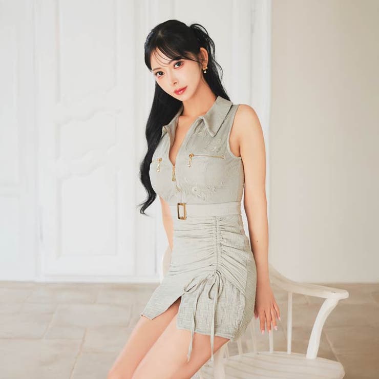 SEXY谷間ジップ×上品な襟付きがクール♪サイドギャザーで細見せするタイトミニ丈… | Dazzy | 詳細画像8 