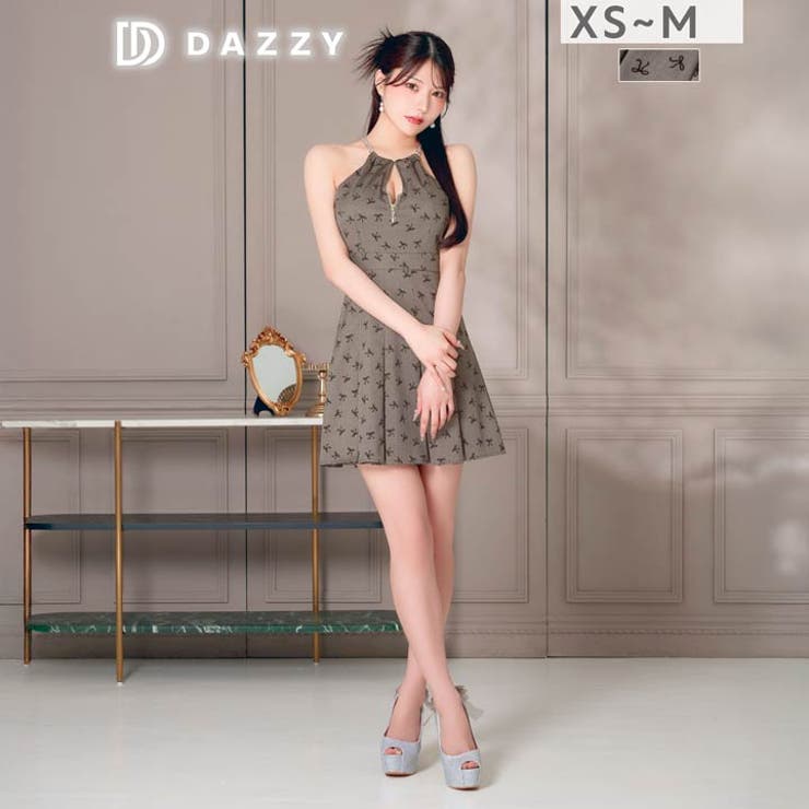 ネックチェーン×谷間ジップ♪上品リボン柄でクラシカルガーリーなAラインミニ丈キャ… | Dazzy | 詳細画像1 