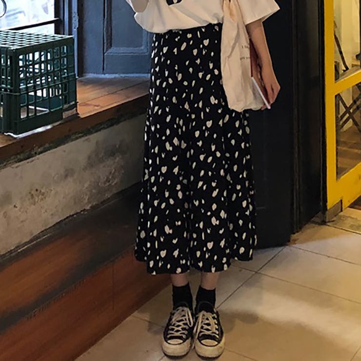 トレンドファッション モノクロ花柄スカート 春夏新作 韓国ファッション 品番 Cp Dearheart ディアハート のレディースファッション通販 Shoplist ショップリスト