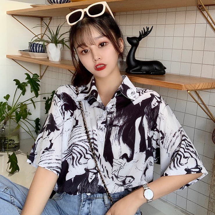 Lang&Lu★韓国★人気★LOVES CHERRY 半袖T /追跡あり Amazon | [YONGO] 胸開き 片肩出し 半袖Tシャツ レディース