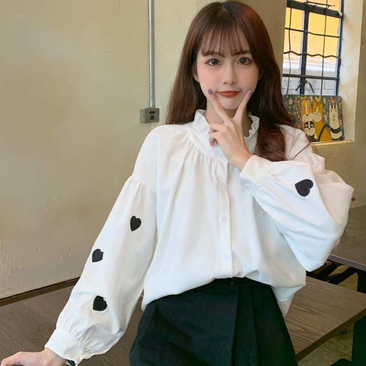 袖ハート柄刺繍デザインフリル襟付長袖シャツ 2020秋冬新作 韓国