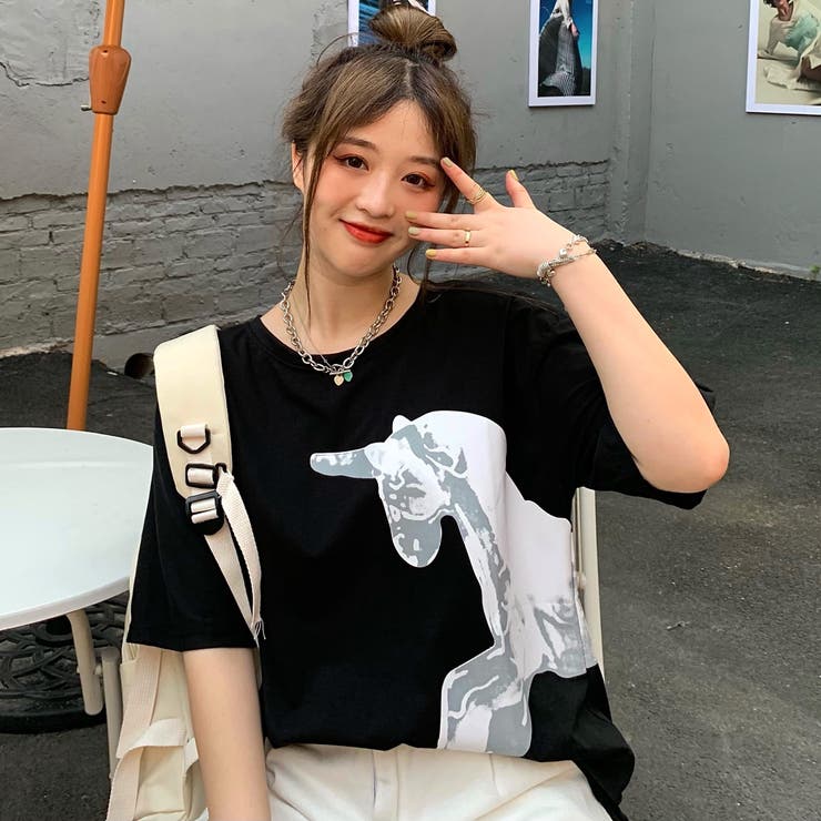 馬モチーフ　半袖シルクTシャツ　tory burch 馬モチーフ 半袖シルクTシャツ tory burch