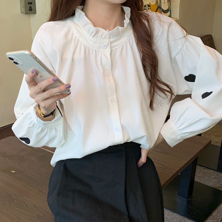 袖ハート柄刺繍デザインフリル襟付長袖シャツ 春夏新作 韓国