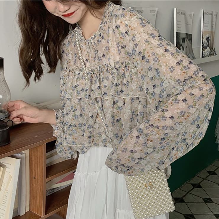 花柄フリルブラウス 秋冬新作 韓国ファッション[品番：CP000009427