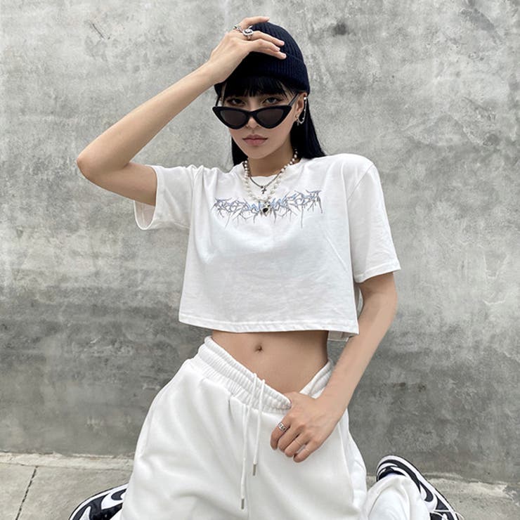 CHANEL BOUTIQUE ストライプリブカットソー 半袖 ストリートロゴTシャツ ショート丈 半袖[品番：DCTW0003137