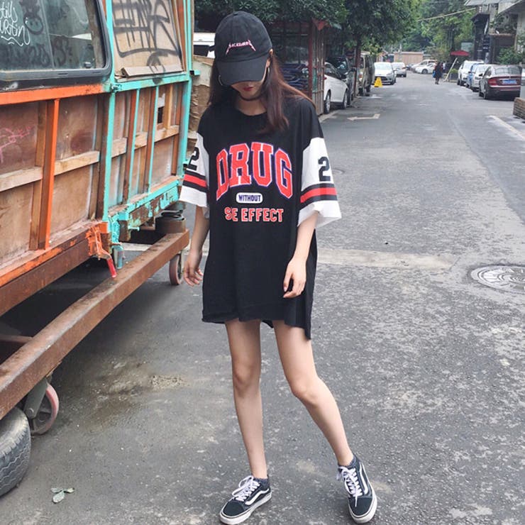配色スリーブ カレッジロゴがスポーティなビッグシルエットtシャツ 原宿系 品番 Dctw Decorative デコラティブ のレディースファッション通販 Shoplist ショップリスト