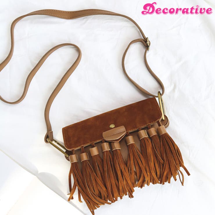 エコスエードで仕上げたフリンジ付きでbohoスタイルにぴったりな2wayショルダ 品番 Dctw Decorative デコラティブ のレディースファッション通販 Shoplist ショップリスト