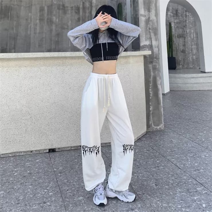 ヌメロ ハーフパンツ スウェット 白 デカロゴ ヌメロ ハーフパンツ スウェット 白 デカロゴ