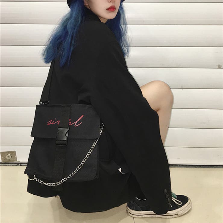 GUCCI ワンショルダーバッグ サコッシュ 肩掛け ロゴ入り 男女