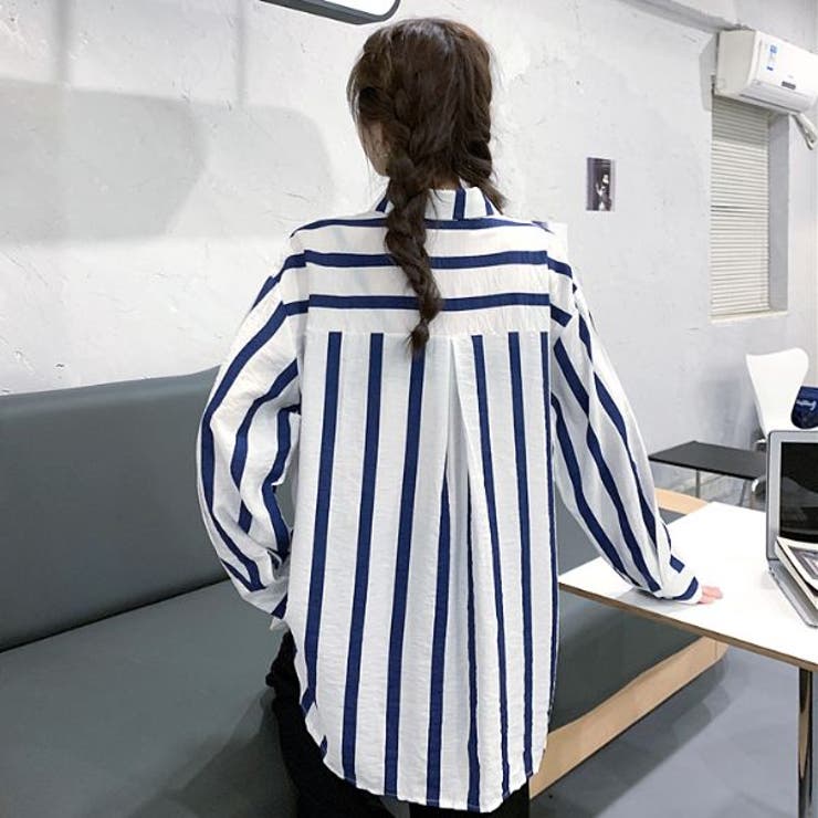 ◆boohoo◆ボックス型ストライプシャツ / ストレートブルー セール】ショートチュール重ね ストライプシャツ（シャツ