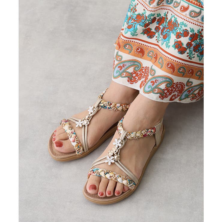 ゴールド | 【25年春夏新作】フラワーモチーフ ビジュー リゾートサンダル | DEMETER