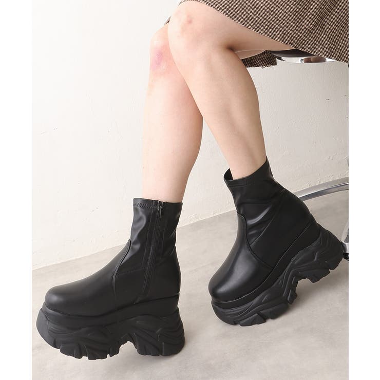 ブラックスムース | 【25年秋冬新作】厚底 ボリュームソール ストレッチ ショートブーツ | DEMETER