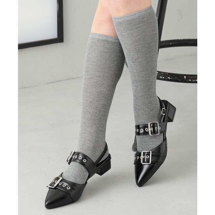 ブラック | 【26年春夏再販】ポインテッドトゥ バックルベルト ストラップパンプス | DEMETER