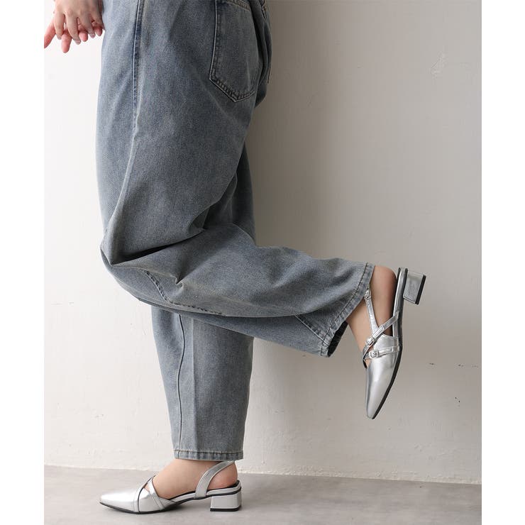 【25年秋冬新作】ポインテッドトゥ クロスデザイン ストラップパンプス | DEMETER | 詳細画像18 