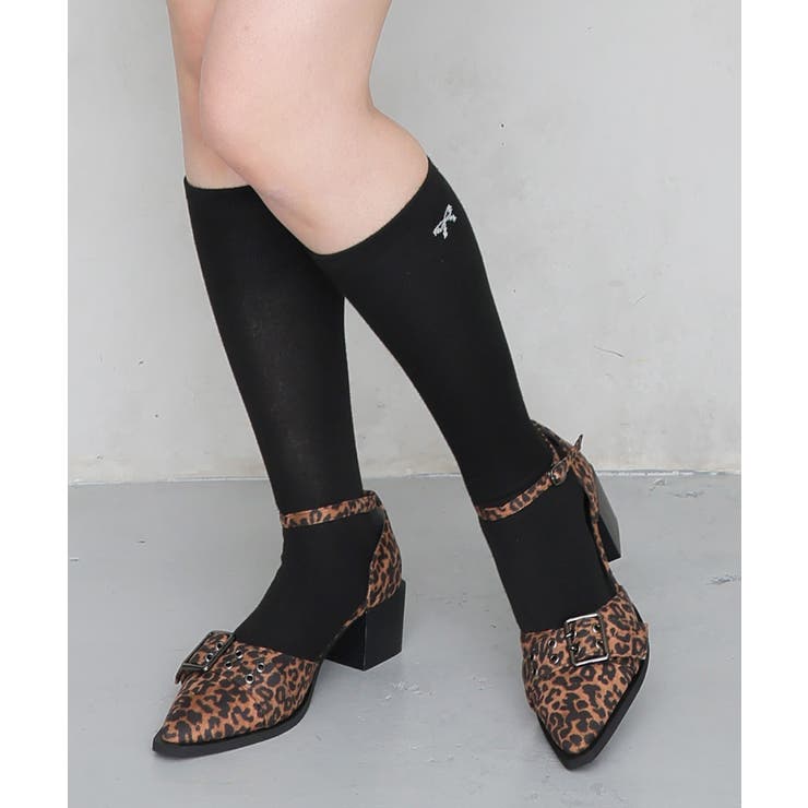 レオパード | 【26年春夏新作】ポインテッドトゥ アンクルストラップ セパレートパンプス | DEMETER