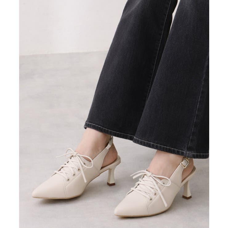 ホワイト | 【26年春夏新作】ポインテッドトゥ レースアップ バックストラップ パンプス | DEMETER