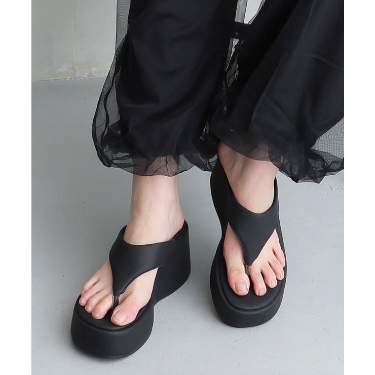 ブラック | 【26年春夏新作】厚底 ウェッジソール トングサンダル | DEMETER