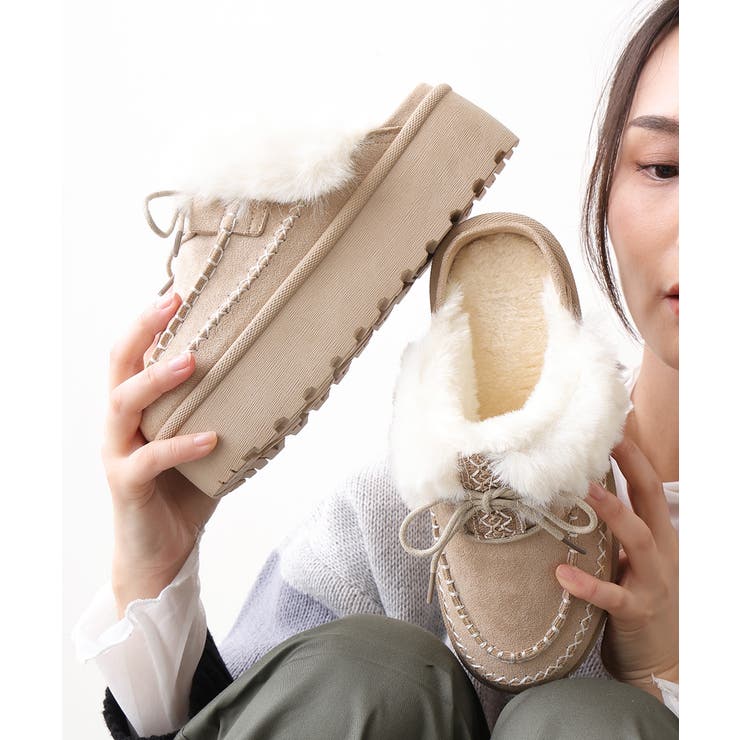 ベージュ | 【25年秋冬新作】厚底 プラットフォーム モカシンデザイン ムートンシューズ | DEMETER