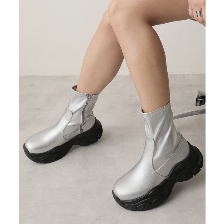 シルバー | 【24年秋冬新作】厚底 ストレッチ スニーカーライク ショートブーツ | DEMETER