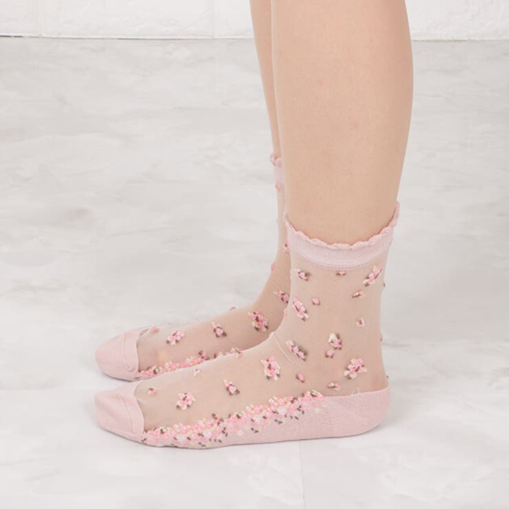 新品タグ付　gucci レース　ソックス　フラワー☆花柄 新品タグ付 gucci レース ソックス フラワー☆花柄