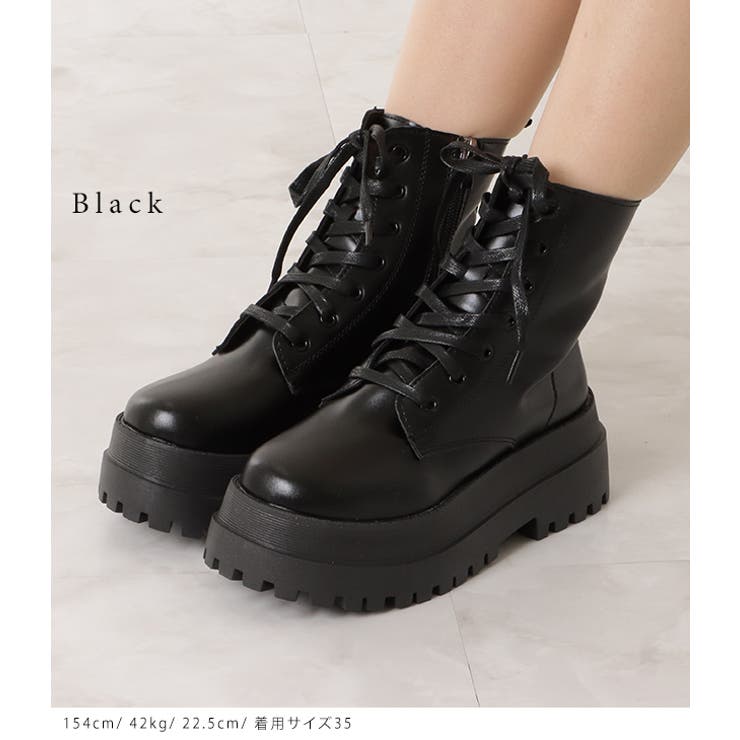 AirWair 黒 厚底 レースアップブーツ AirWair 黒 厚底 レースアップブーツ AirWair 黒 厚底 レースアップブーツ