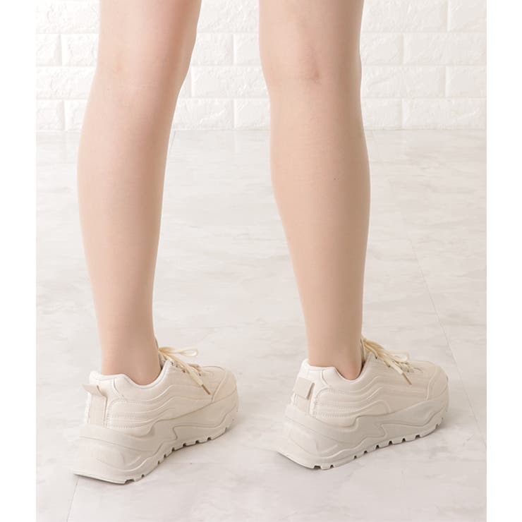 厚底レースアップミドルカットスニーカー 女性 レディース[品番