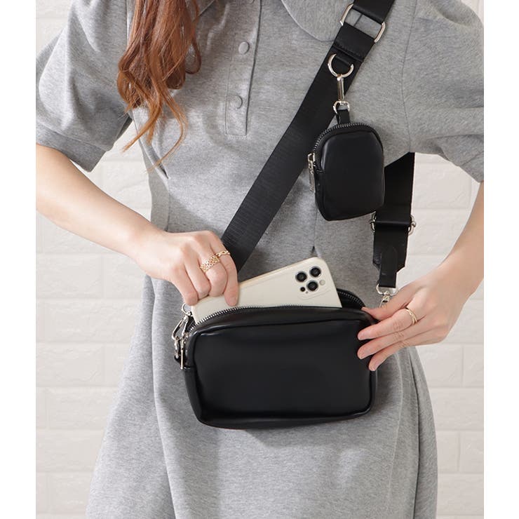 【25SS NEW】SPORTMAX_women /パッド入りレザーショルダーバッグ VitaFelice SALE ショルダーバッグ レディース 斜めがけ 大人 a5