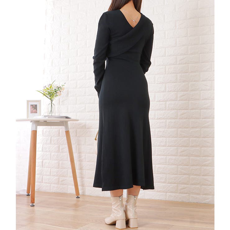 Vネックスリムニットロングワンピース 女性 レディース[品番