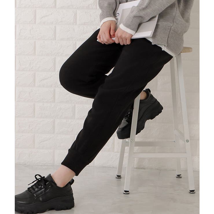 【関税込み】Bianca Saunders ブラック スリット ラウンジパンツ Bianca SaundersのSSENSE 日本限定 ブラック トラウザーズがセール中
