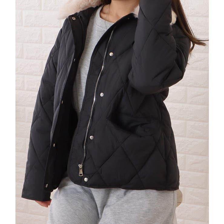 熱い販売 ファーカラー中綿キルティングジャケット 女性 レディース[品番 ジャケット・アウター
