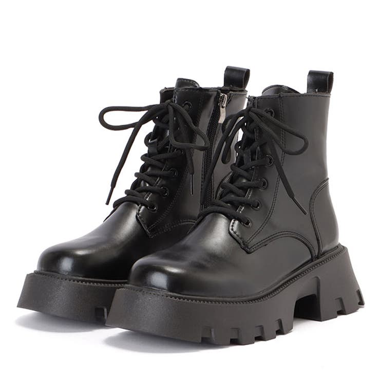 エナメル調レースアップボリュームショートブーツ 女性 レディース