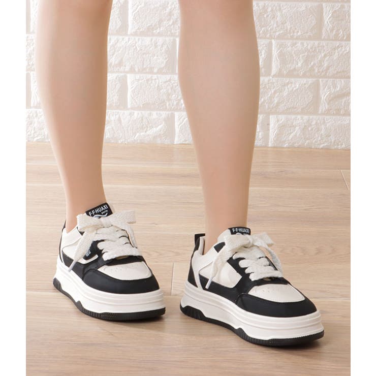 フェイクレザー 厚底 ストラップ[品番：LCLW0005451]｜レース